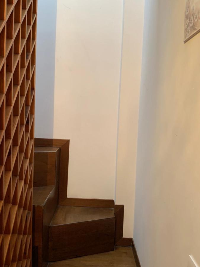 Daisy House: Nice Attic In The Historical Center Saló Exterior foto